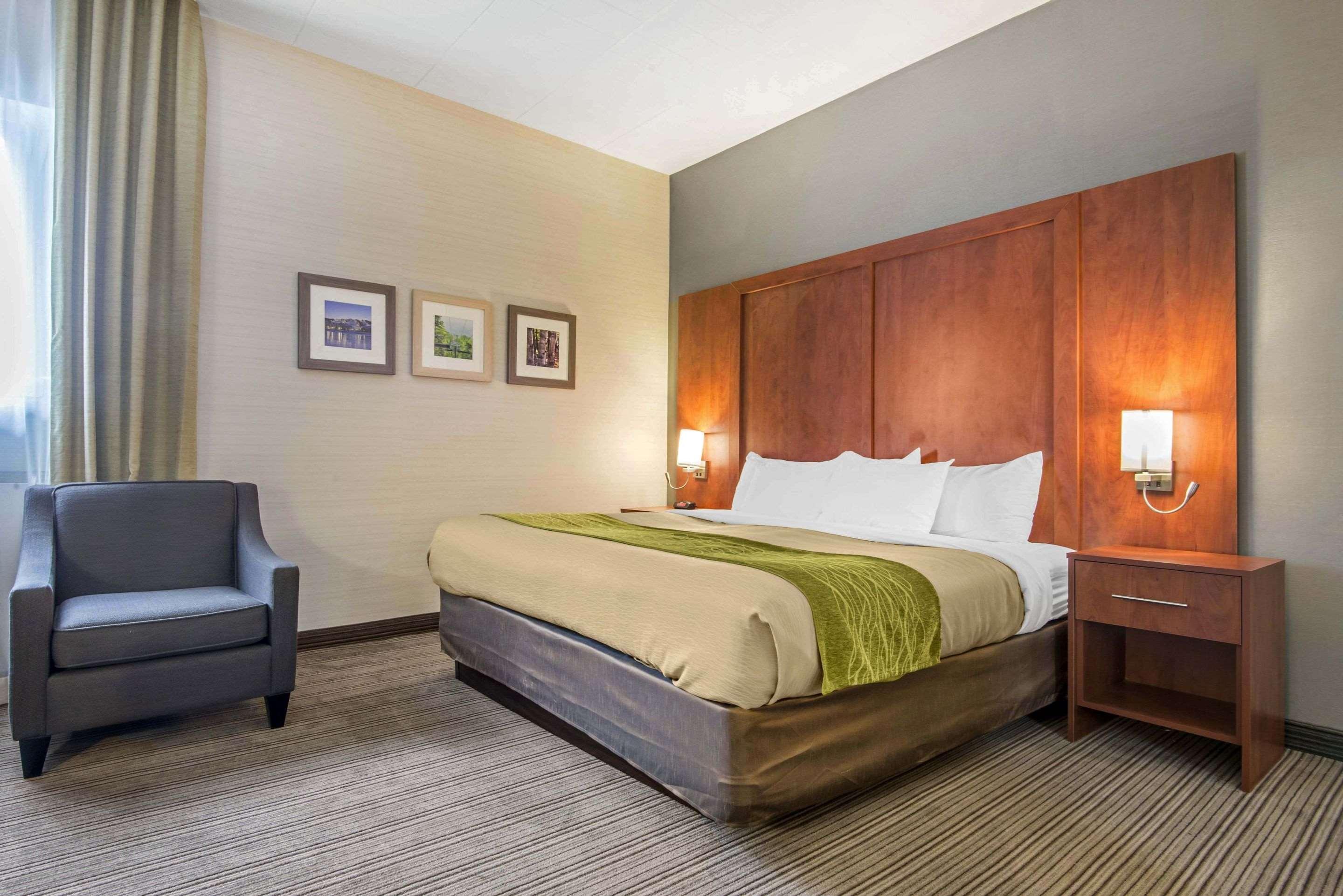 Comfort Inn & Suites Collingwood Exteriör bild