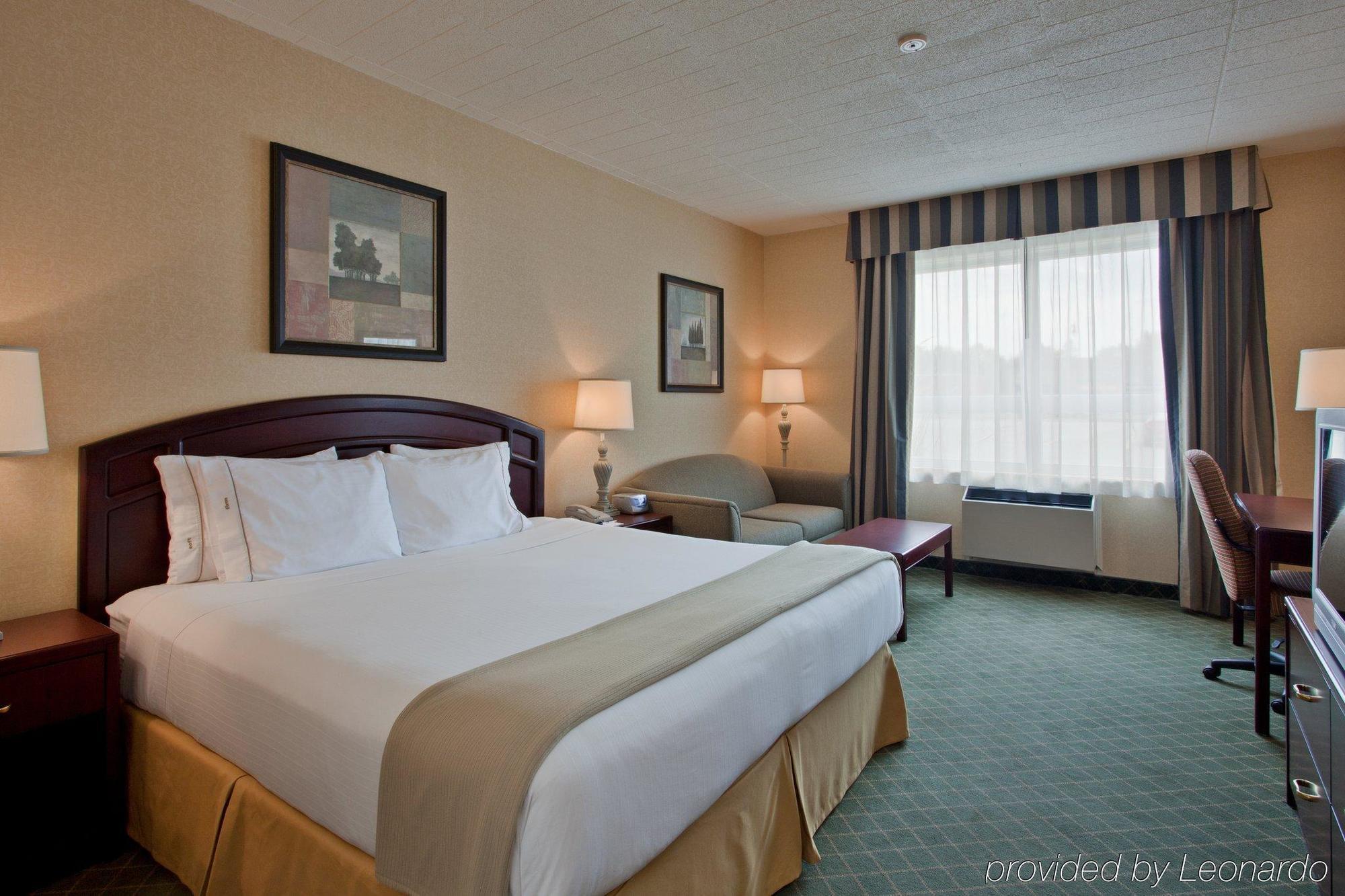 Comfort Inn & Suites Collingwood Exteriör bild