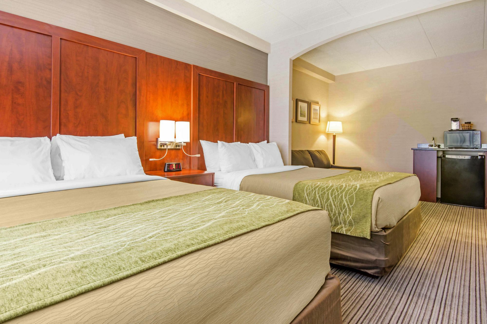Comfort Inn & Suites Collingwood Exteriör bild